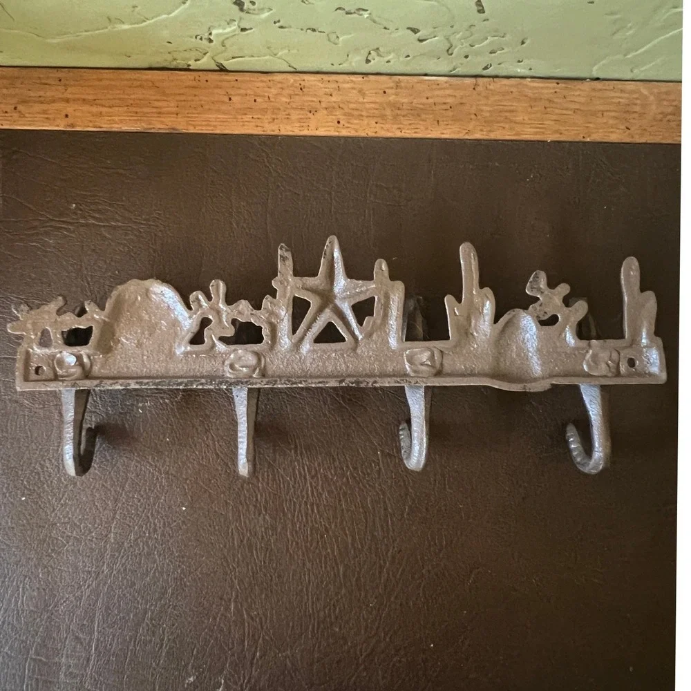 Nautical Cast Iron Wall Hook Rack‎ Coastal Beach Shell Seahorse Starfish Decor